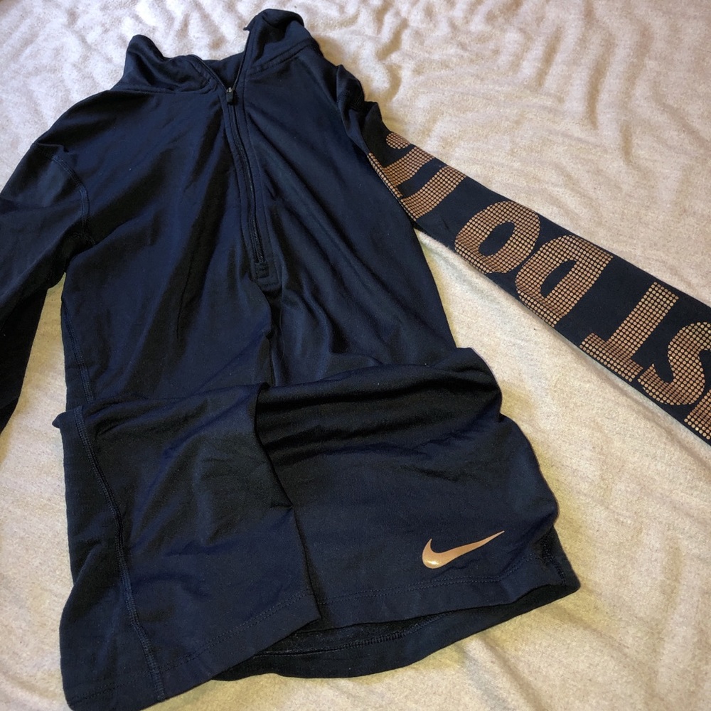 nike quarter zip
